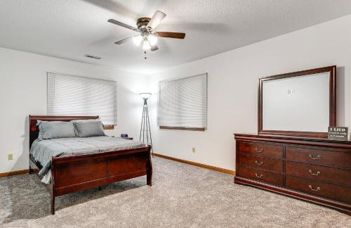 Woodburn Group Getaway Endless On-Site Fun! - Foto 29