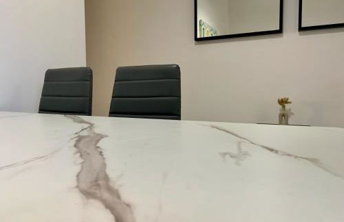 Cheerful - 3 Bed - Serviced Accommodation - In Heart of Northumberland - Sleeps 6 - Foto 7