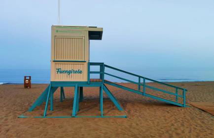 HAPPY HOLIDAYS - Photo 42