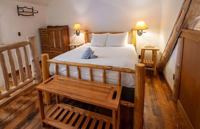 Snow Creek Cabins by Fernie Lodging Co. - Photo 31