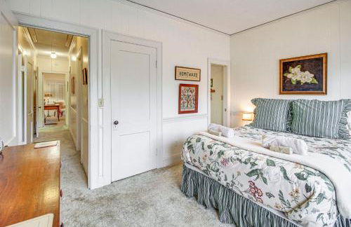 Central and Ornate Sewanee Home with Screened-In Porch - Foto 14