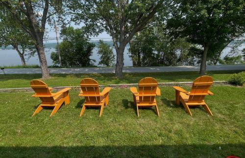 Lakefront Farmhouse for Family Gatherings - Foto 29