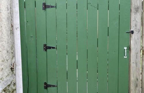 Chic 4BR Dwelling with Backyard in Philadelphia - Foto 40