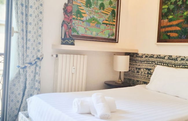 JOIVY Vintage And Gorgeous 2-Bed Flat Near Sforzesco Castle - Photo 7