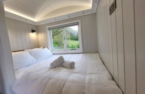 Cosy Hut Immersed in Nature with Private Hot Tub - Foto 34