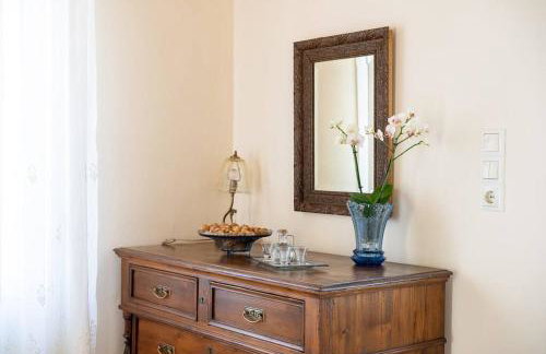 Manos Home - Photo 16