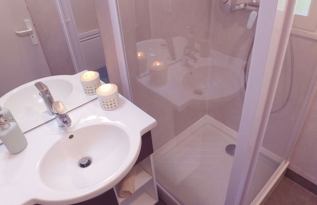 VVF Cantal Champs-sur-Tarentaine - Photo 20