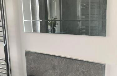 Honeyberry Cottage -PART OF ALTON COTTAGES - Foto 12