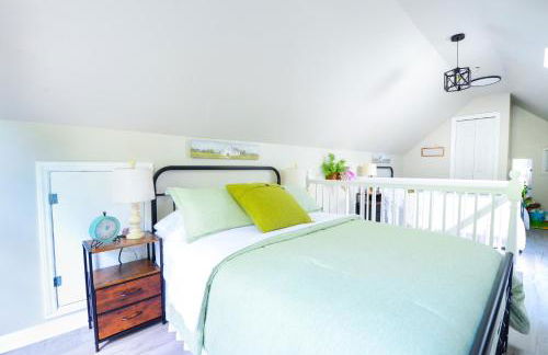 Private 1 Acre Retreat, Spa, Firepit, Gym, Chickens, King Suite, Pets - Foto 59