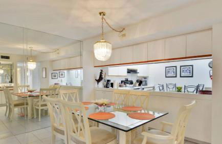 Atlantic Paradise by Avantstay Great Location w/ Balcony, Outdoor Dining & Shared Pool & Hot Tub! - Photo 16