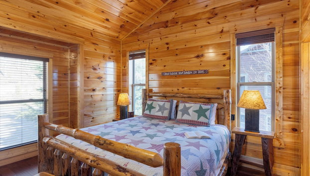 Grand View by Avantstay 56-guest Retreat Panoramic Views, Hot Tubs, Game Room & Theater Seasonal Outdoor Pool Near Dollywood, Gatlinburg - Foto 4, Habitación