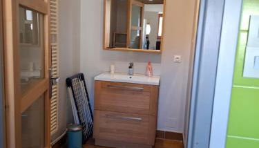 gîte l'œuf ou la poule, parking privé, sur domaine viticole - Foto 2