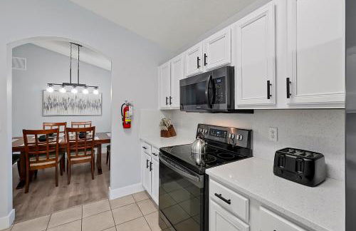 Walkin' on Sunshine - 5 bed pool home in Terra Verde Resort near Disney - Foto 47