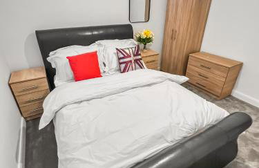 Flat 2 - Luxury Bolton City Centre Apartments - Photo 32