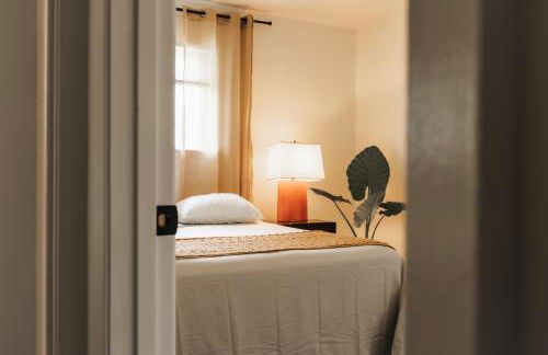 Japanese Wabi Sabi Zen Beauty at SoCO, Downtown - Foto 24