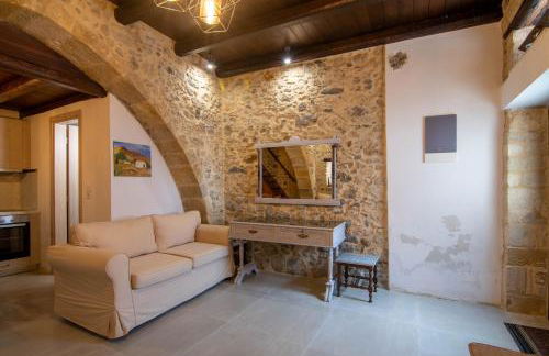 Hercules Traditional Houses - Photo 33