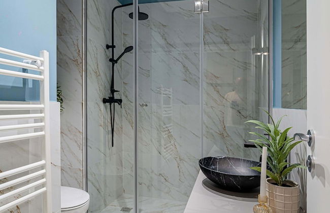 Celestial Azure Tranquil 1BR Piata Universitatii - Foto 4