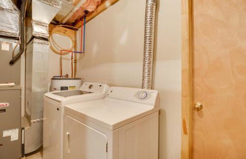 Virginia Mountain Cabin with Decks and Fireplaces - Foto 25