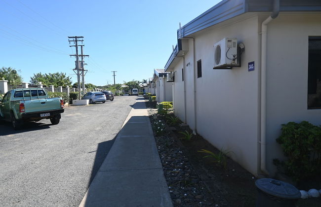 New Door Apartments - Photo 44