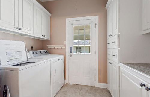 Downtown 3 Bedroom Home - Foto 12