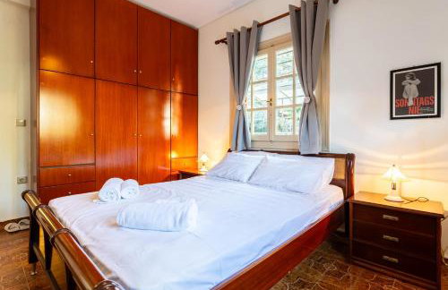 Avia's Seaside Hideaway with Lush Garden - Foto 18