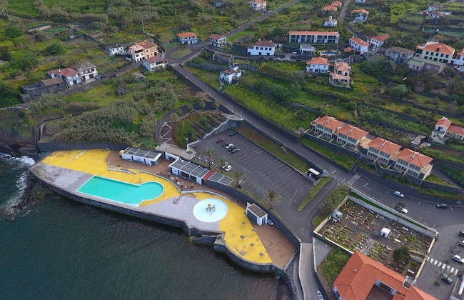 P Delgada 3-bed House, Sleeps 6, Parking & Seaview - Foto 19