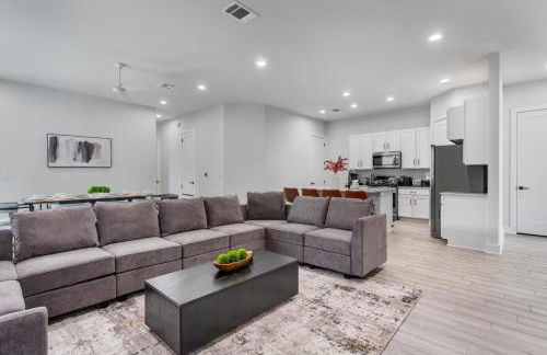 Mega Sized Luxury - Up to 24 Ppl - Downtown Access - Foto 15