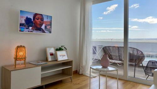 Lisbon South Bay modern apartment with river view - Foto 2