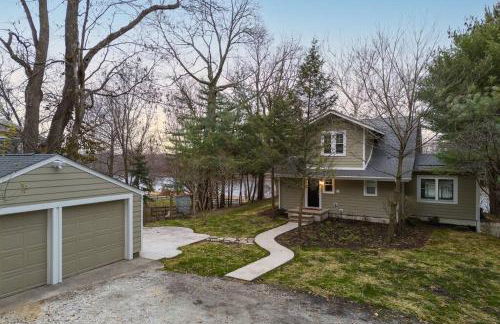 Riverside Retreat! - Photo 43