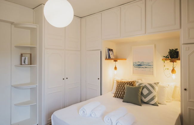 Mid-Century Modern Villa Vintage Charm - Foto 7