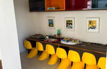 GUARAJUBA PARAÍSO DAS ÁGUAS - APT 2 quartos com AR e TV em TODOS os cômodos - Incluso Roupa de CAMA e BANHO - Filtro de Água Gelada e Maquina de Lavar dentro do APT - TOTAL CONFORTO PARA VC E SUA FAMILIA - Cond A beira da Lagoa e perto da PRAIA - Foto 31