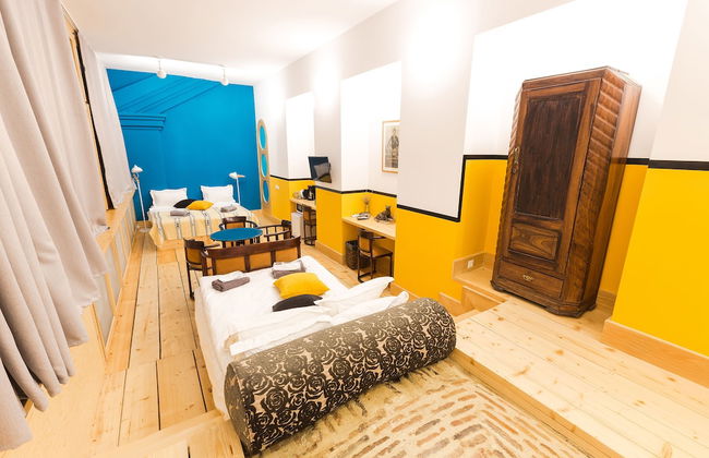 Castle in Old Town - Photo 56