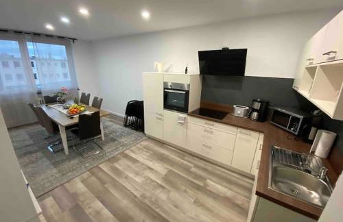 Apartment City Süd- 5 Zimmer_15 Personen _ Komplett_eingerichtet - Foto 13