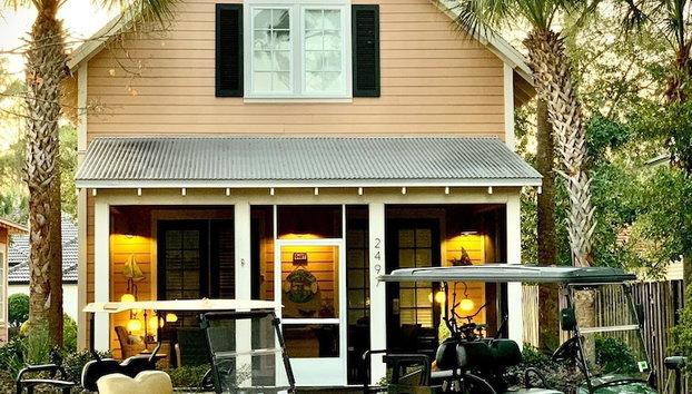 2497 Bungalo 3 Bedroom Home by RedAwning - Foto 2, Imagen principal