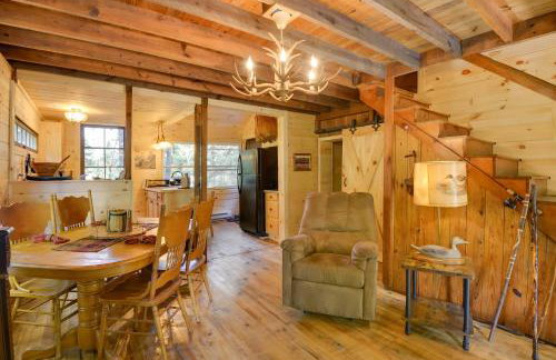 Adirondacks Cabin with Fire Pit on Otter Lake! - Foto 4