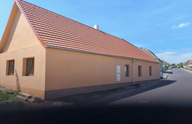 Charming Czech Countryside Retreat in Znojmo - Photo 1