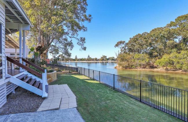 Luxe Waterfront Stay -Tallebudgera Creek - Foto 19