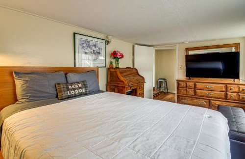 Walk to Mingus Park Quaint Escape with Private Yard - Foto 10