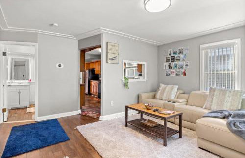 Cozy 3 Bedroom Near Airport And Downtown Detroit - Foto 1