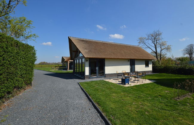 Modern Cottage Surrounded by Nature - Foto 24