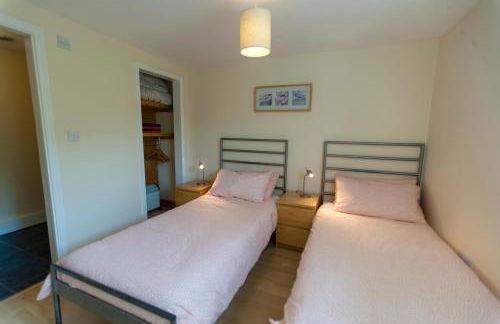 Five Cottages in AONB and an Obbit House! - Foto 37