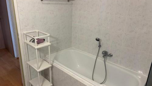 Apartmenthaus - Mackenbach - Foto 5, Shower