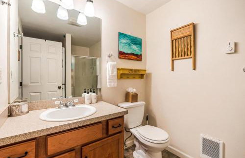 Branch & Thistle, 20 Min to Mt Bachelor & Hot Tub - Foto 8