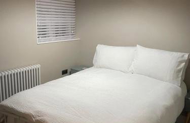 Bishops Keep - A New Unique Town Centre Home - Photo 21