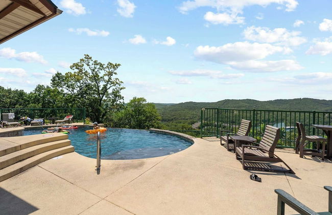 Cliffside Lake Retreat - 2 Bdr, Walk to Table Rock - Photo 20