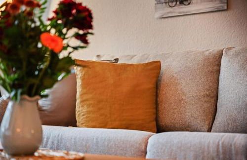 Stilvolle Stadtoase, 116 qm, Parkblick, Wassernah, Parkplatz - Foto 11