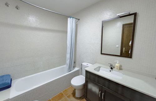 Caserna 13 - Moderna Casa de Pueblo en Maçanet - Foto 14