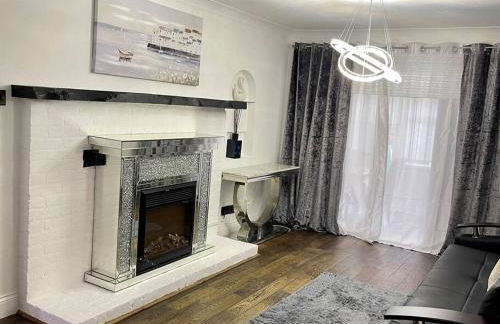 Spacious 4 bedroom house - Foto 1