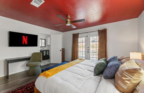 Texas Willow Ranch - Epic Luxury Retreat with Pool, Game room, Soccer, BBQ, Fire table - Foto 39