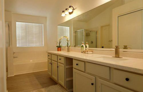 Beautiful Vegas Home Near Strip and Chinatown - Foto 12